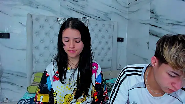 Ari and Storm online show from 20, 11, 2025