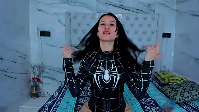 Ari and Storm online show from 15, 11, 2025