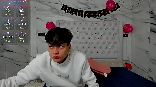 Ari and Storm online show from 21, 3, 2026