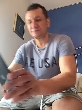 Snapshot of stevo170t chatting on 8, 5, 2026 stevo170t online show from 8, 5, 2026
