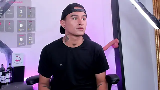 LiamDeep online show from 19, 10, 2025