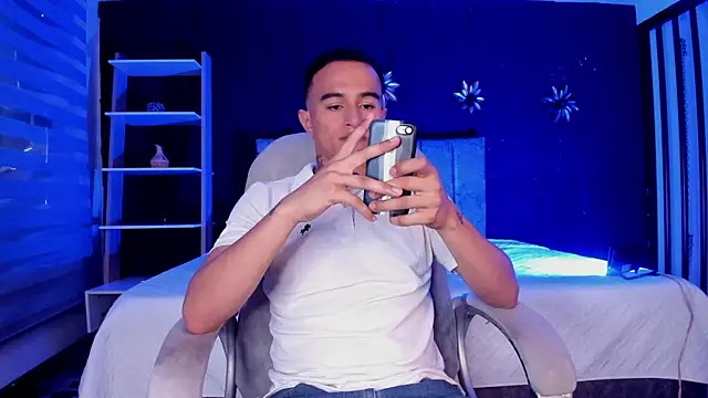 LiamDeep online show from 28, 4, 2026
