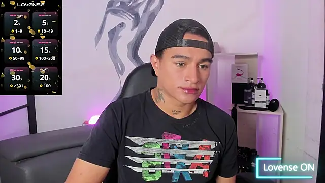 LiamDeep online show from 7, 11, 2025