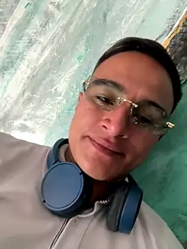 LiamDeep online show from 17, 12, 2025