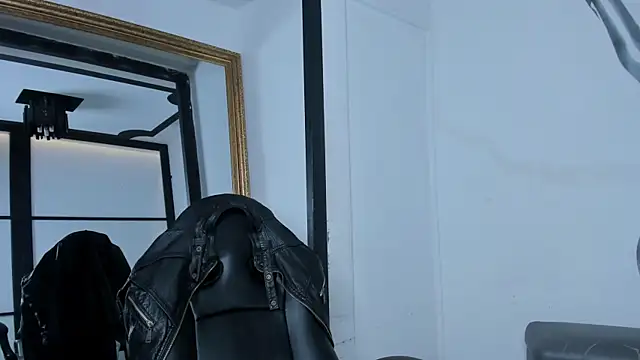 LiamDeep online show from 1, 10, 2025