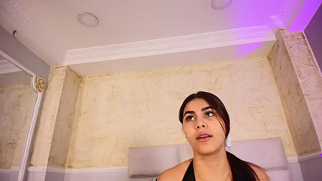 KimberlyLoren online show from 4, 10, 2025