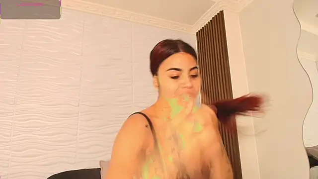 KimberlyLoren online show from 3, 10, 2025