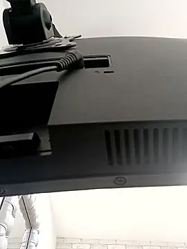 AmiraMorgan online show from 9, 10, 2025