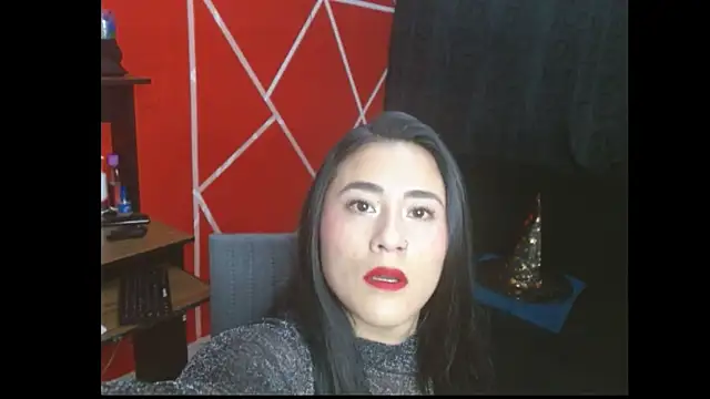 Emily Slave28 online show from 23, 10, 2025