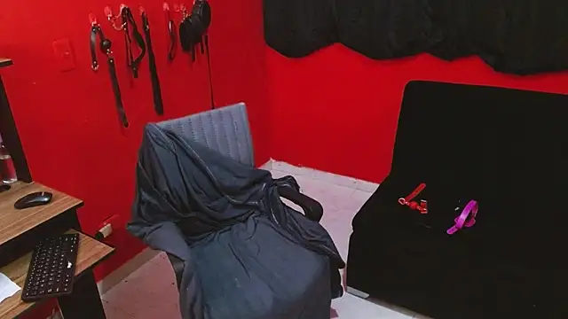 Emily Slave28 online show from 23, 2, 2026