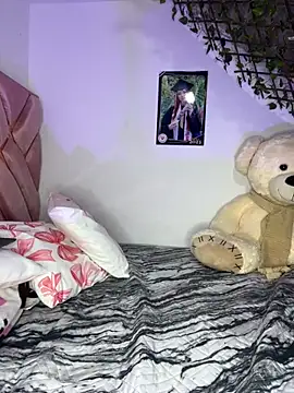 Melody rouxxx online show from 7, 10, 2025