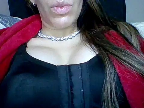 Yasleal online show from 11, 4, 2026