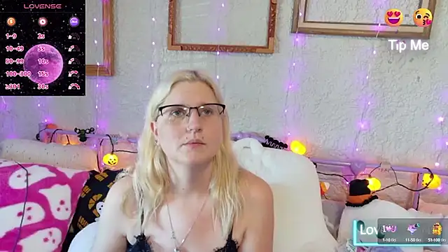 samanthamalichite online show from 9, 10, 2025