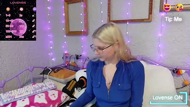 samanthamalichite online show from 2, 11, 2025