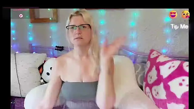 samanthamalichite online show from 16, 6, 2026