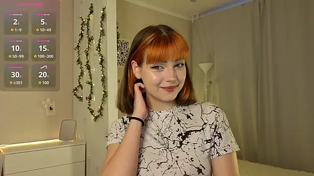 PurrrBerry online show from 3, 10, 2025