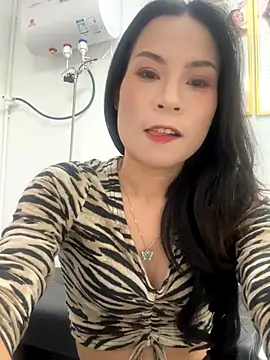 Baby-mmm online show from 29, 10, 2025