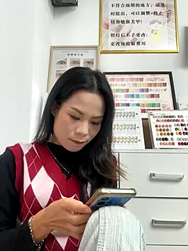 Baby-mmm online show from 22, 10, 2025