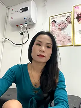 Baby-mmm online show from 11, 11, 2025