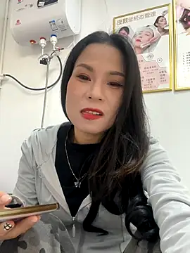 Baby-mmm online show from 23, 10, 2025