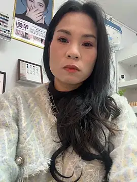 Baby-mmm online show from 6, 3, 2026