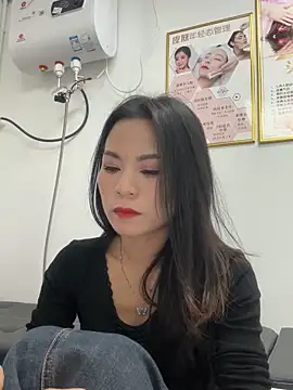 Baby-mmm online show from 15, 11, 2025