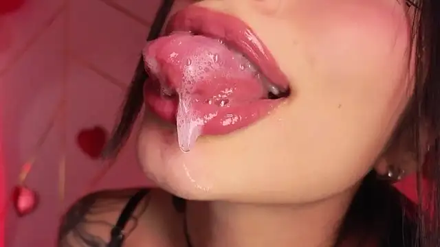 Snapshot of Hollyxx_ chatting on 1, 3, 2026 Hollyxx online show from 1, 3, 2026