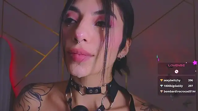 Hollyxx  online show from 1, 12, 2025