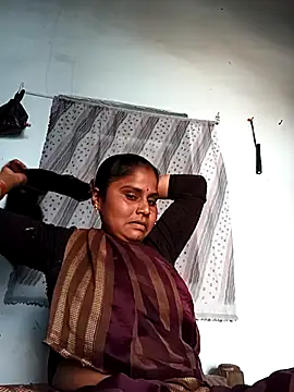 Sheema tyagi online show from 28, 11, 2025