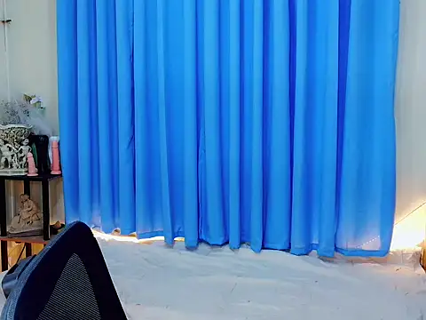 sassymimi69 online show from 13, 4, 2026