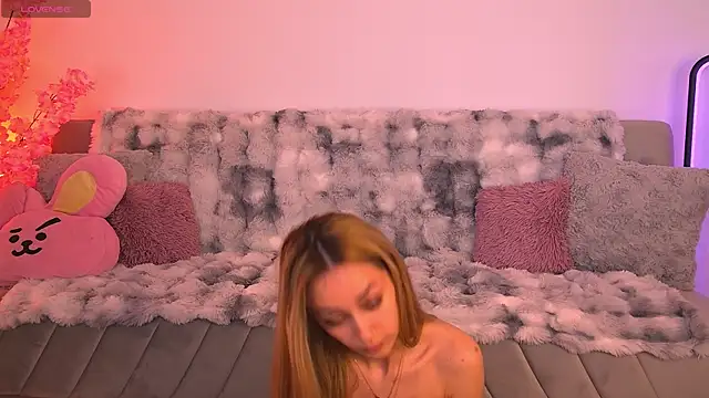 AmyKent  online show from 9, 5, 2026