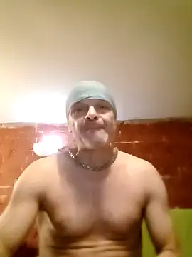 Snapshot of Kuba_Gd chatting on 15, 11, 2025 Kuba Gd online show from 15, 11, 2025