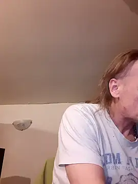 Snapshot of Kuba_Gd chatting on 17, 3, 2025 Kuba Gd online show from 17, 3, 2025