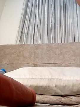 Marian Zeller online show from 3, 11, 2025