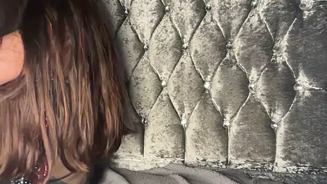 Renita2007x online show from 17, 12, 2025