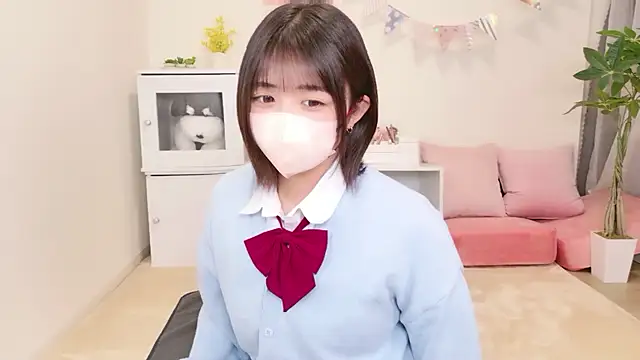 Snapshot of Hinata_Sun chatting on 6, 11, 2025 Hinata Sun online show from 6, 11, 2025