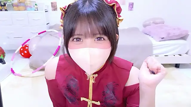 Hinata Sun online show from 13, 5, 2026
