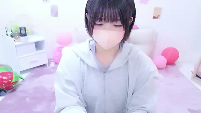 Hinata Sun online show from 14, 4, 2026