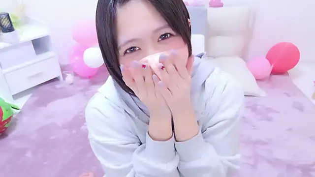 Hinata Sun online show from 14, 4, 2026