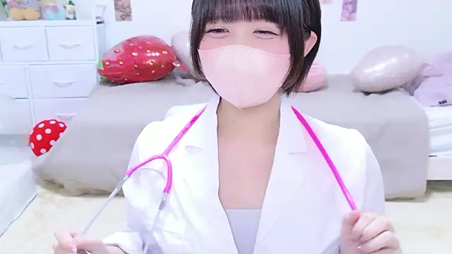 Hinata Sun online show from 30, 4, 2026