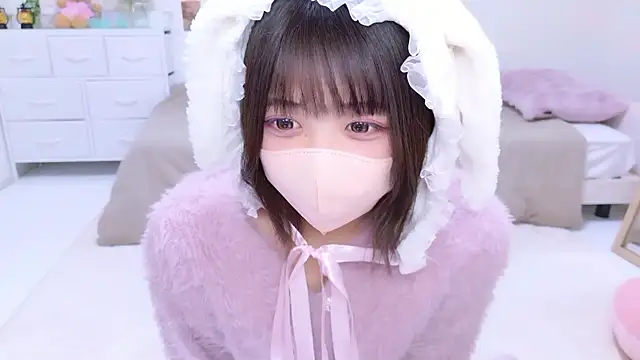 Snapshot of Hinata_Sun chatting on 27, 11, 2025 Hinata Sun online show from 27, 11, 2025