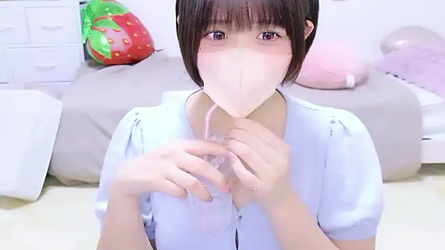 Hinata Sun online show from 6, 5, 2026