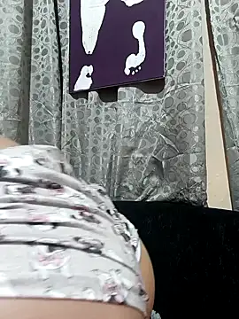 Snapshot of Lahila_ chatting on 19, 10, 2025 Lahila online show from 19, 10, 2025