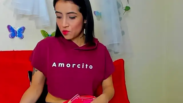 camila collins7 online show from 10, 9, 2025