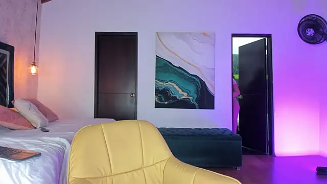 Sofi Moreno online show from 12, 9, 2025