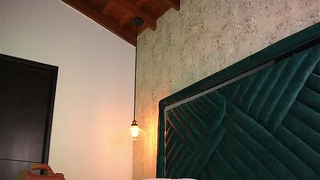 Snapshot of Sofi_Moreno chatting on 27, 6, 2026 Sofi Moreno online show from 27, 6, 2026