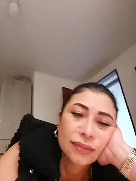 mia mancinii online show from 18, 2, 2026