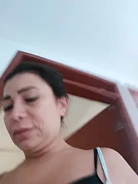 mia mancinii online show from 12, 11, 2025