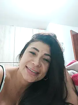 mia mancinii online show from 23, 11, 2025