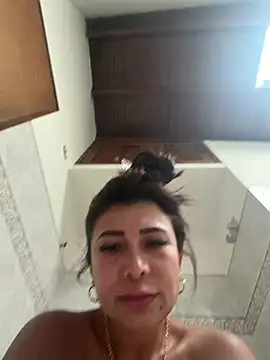 mia mancinii online show from 21, 6, 2026